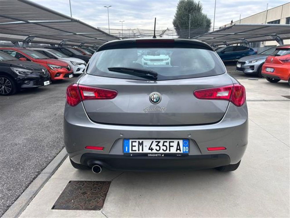 Alfa Romeo Giulietta usata a Bologna (6)