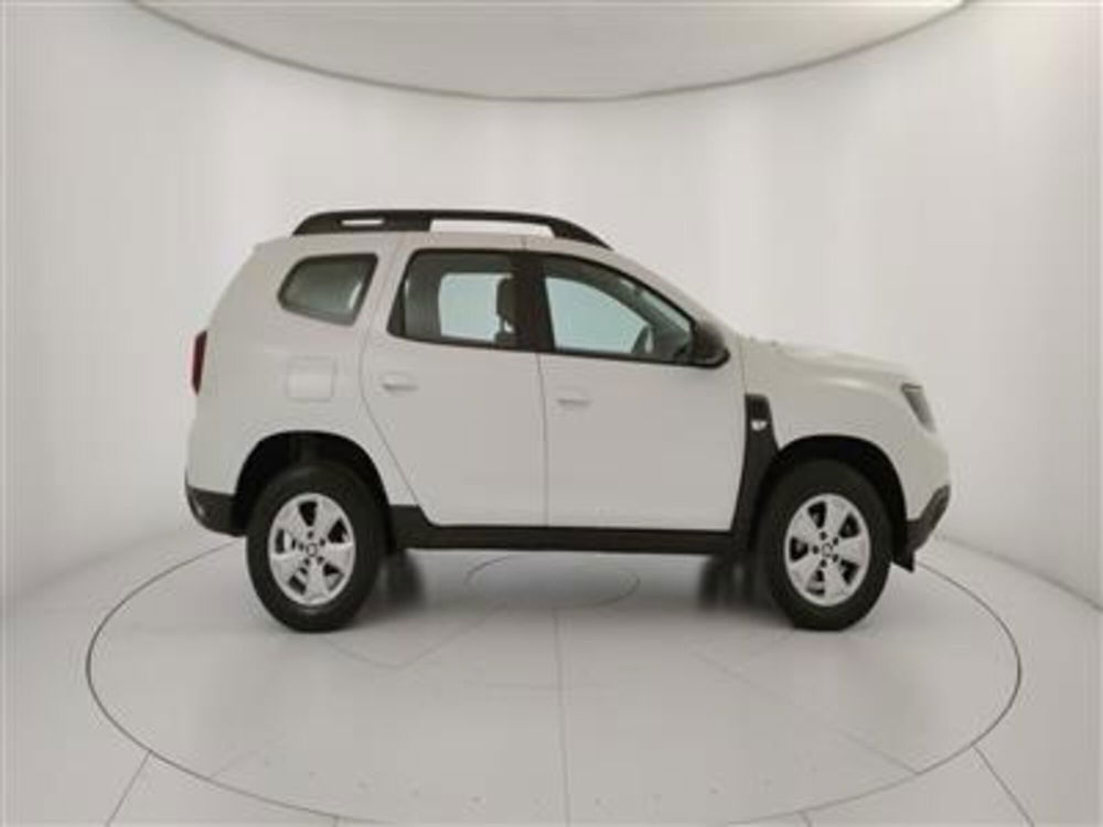 Dacia Duster usata a Bari (9)