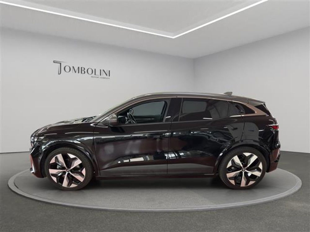 Renault Megane E-Tech Electric usata a Macerata (9)