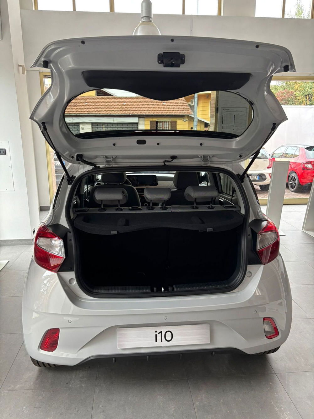 Hyundai i10 nuova a Torino (7)