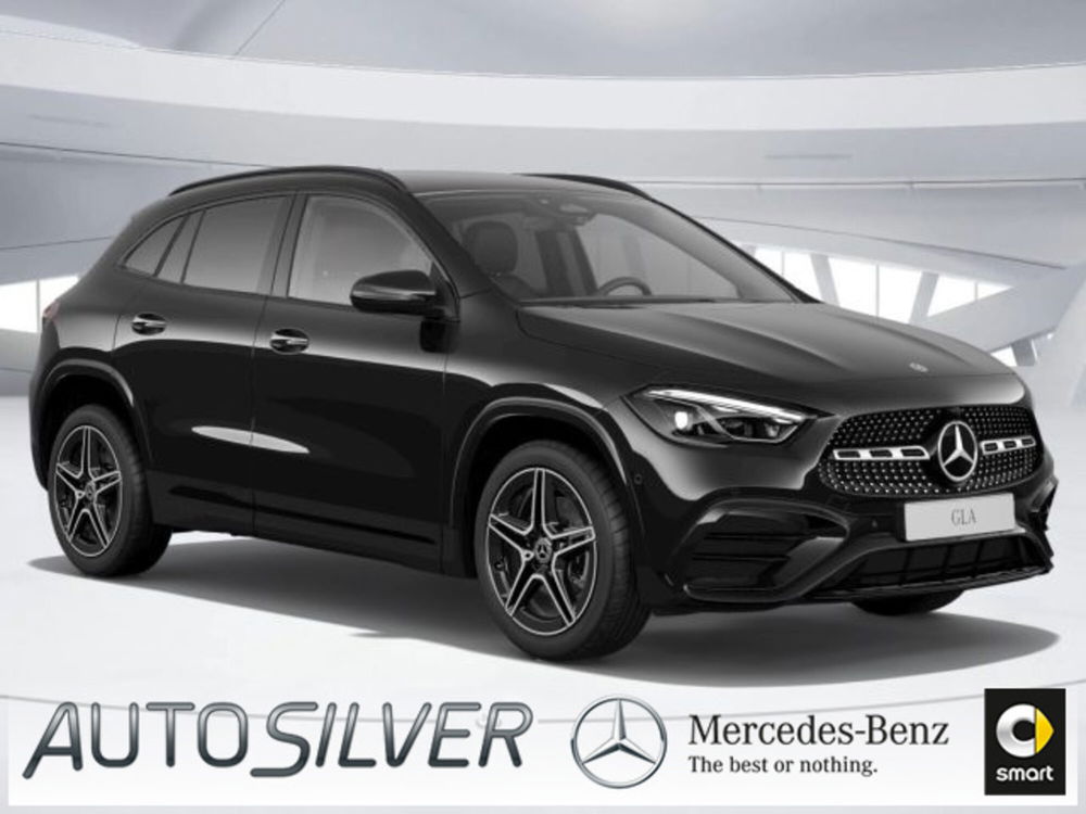 Mercedes-Benz GLA SUV nuova a Verona