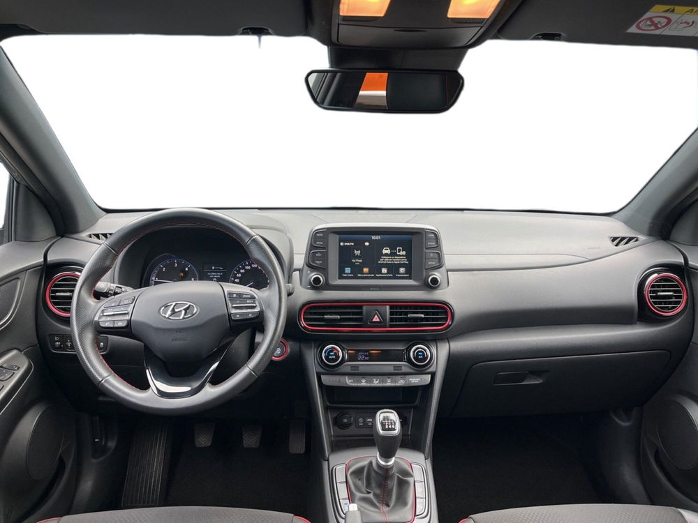 Hyundai Kona usata a Torino (11)