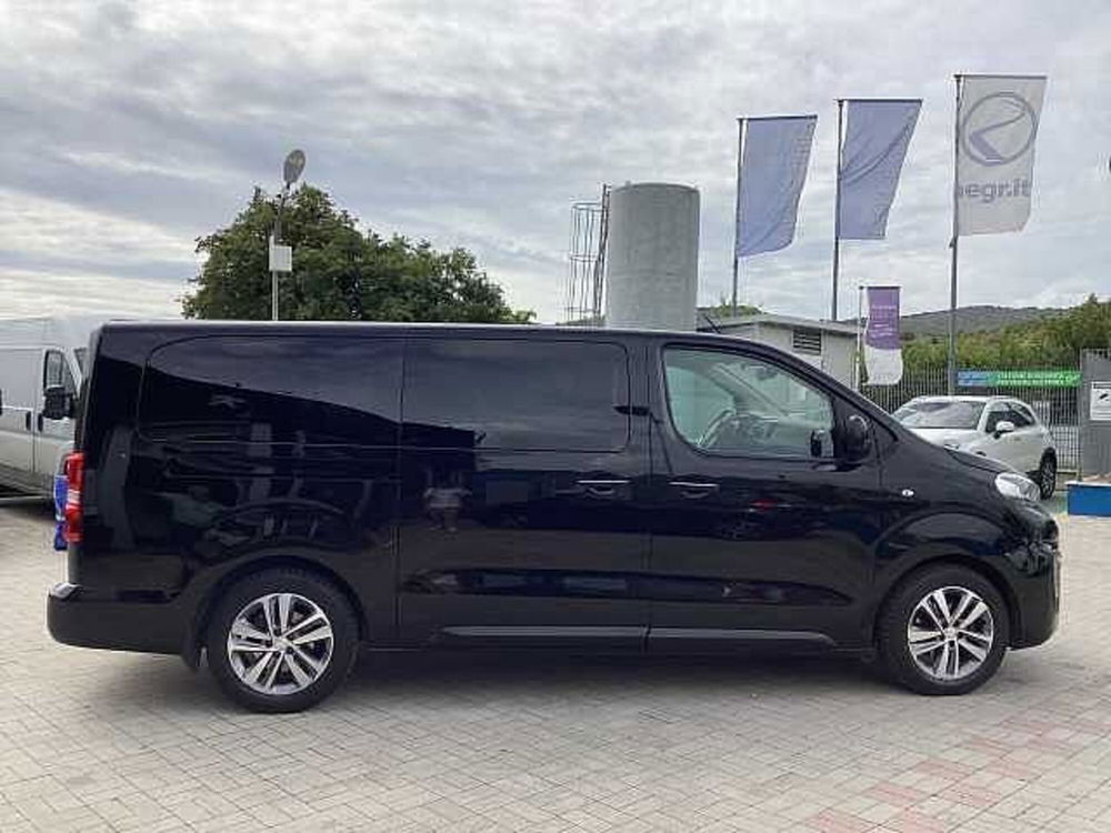 Peugeot Traveller usata a Roma (8)