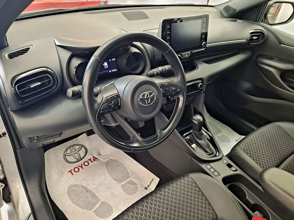 Toyota Yaris usata a Roma (15)