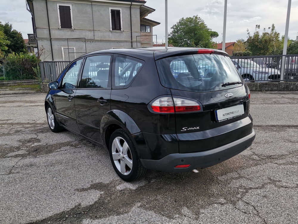 Ford S-Max usata a Forlì-Cesena (7)