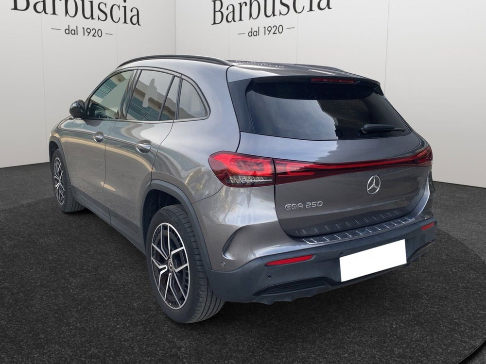 Mercedes-Benz EQA usata a Pescara (4)