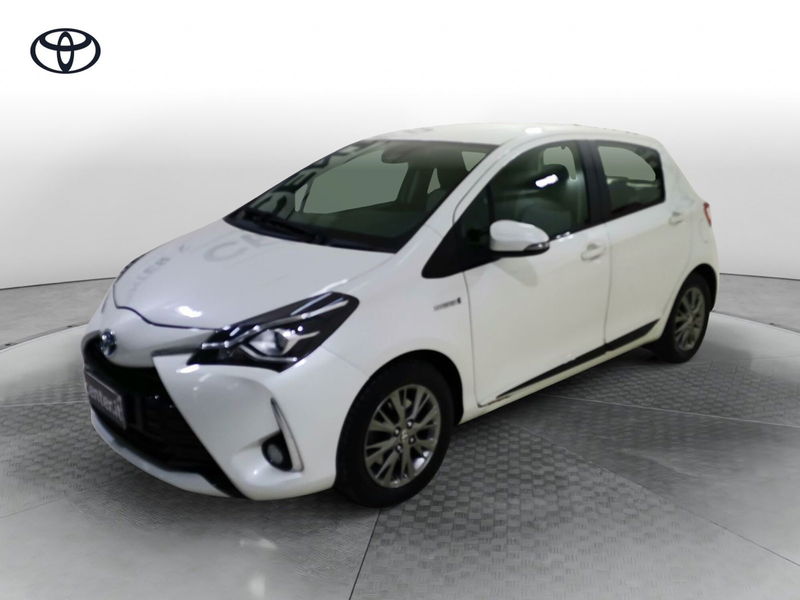 Toyota Yaris 1.5 Hybrid 5 porte Cool  del 2017 usata a Salerno