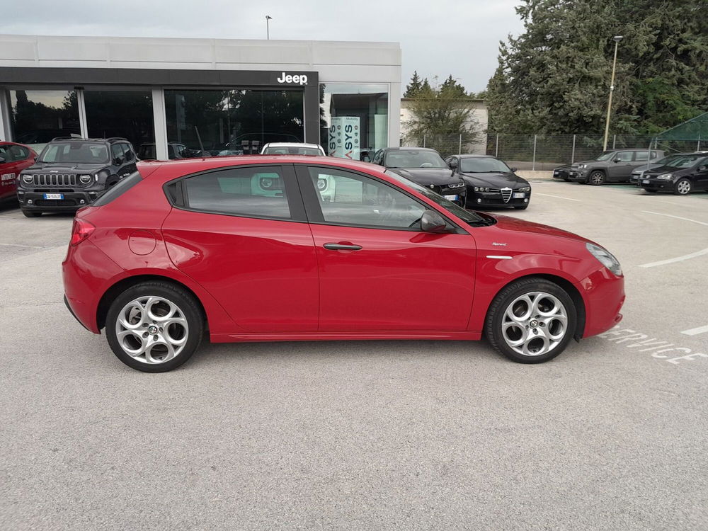 Alfa Romeo Giulietta usata a Ancona (4)