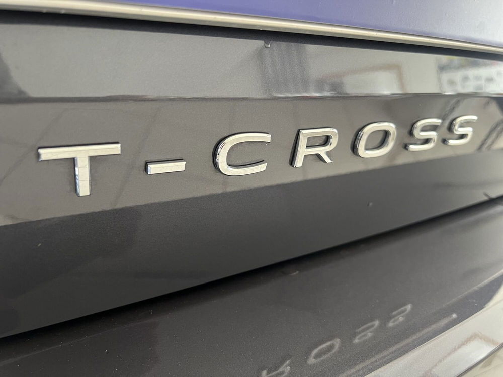 Volkswagen T-Cross usata a Teramo (6)