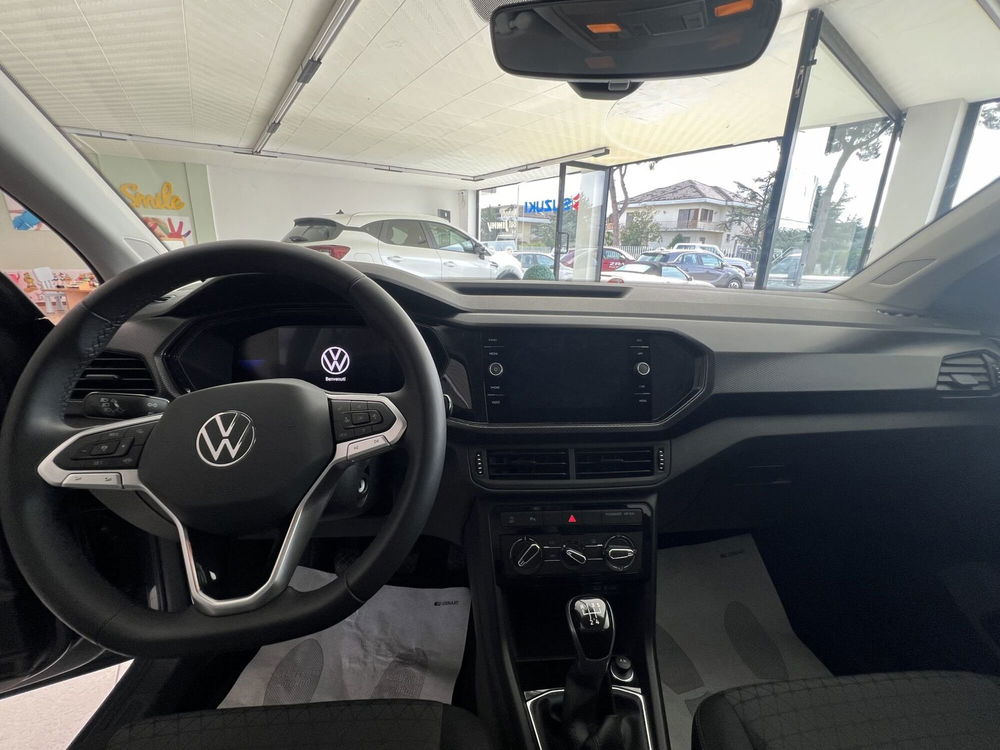 Volkswagen T-Cross usata a Teramo (9)