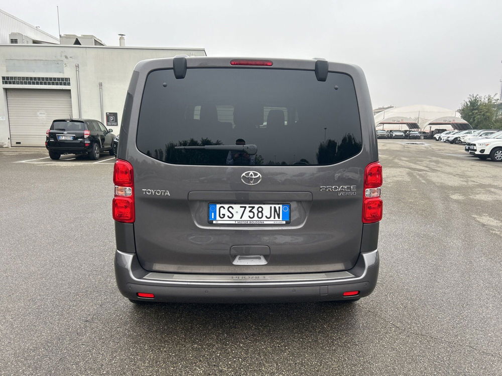 Toyota Proace Verso usata a Piacenza (5)