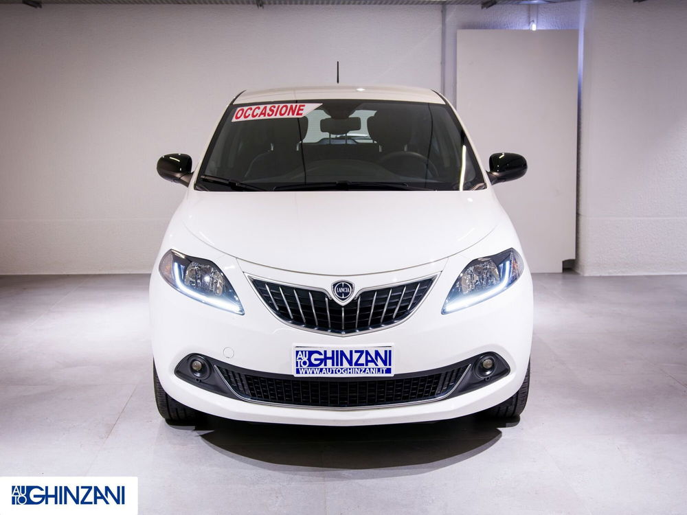 Lancia Ypsilon usata a Bergamo (4)