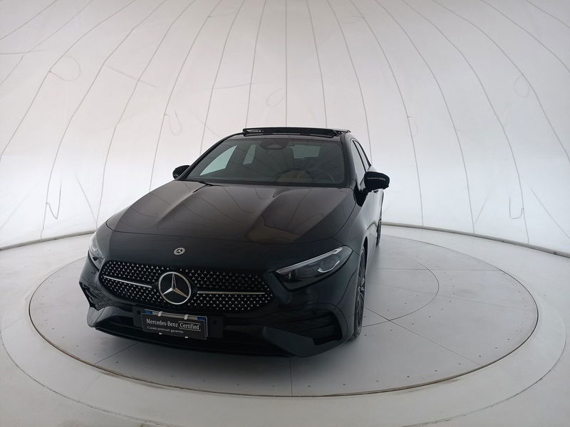 Mercedes-Benz Classe A 180 d AMG Line Premium Plus auto del 2023 usata a Matera