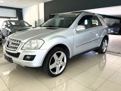 Mercedes-Benz Classe ML 320 CDI Premium del 2009 usata a Ferrara