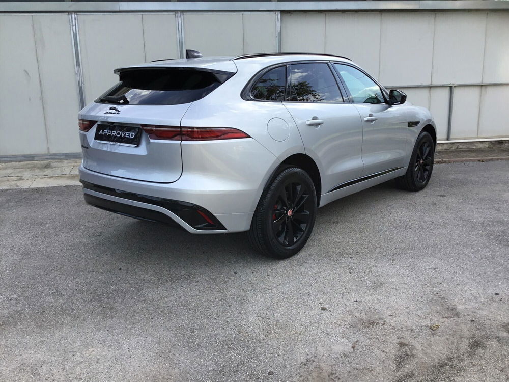 Jaguar F-Pace usata a Napoli (2)