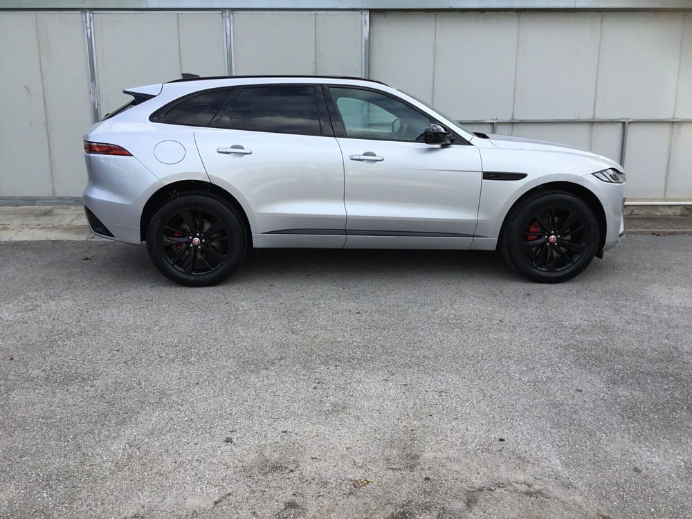 Jaguar F-Pace usata a Napoli (3)