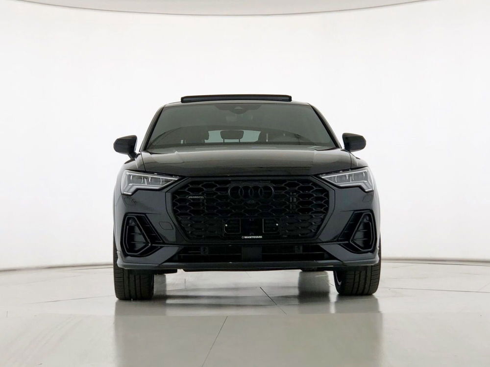 Audi Q3 Sportback nuova a Perugia (2)