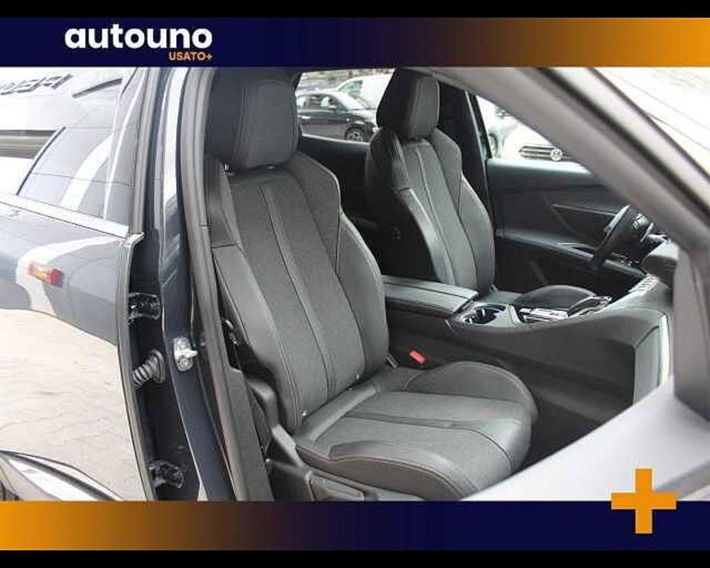 Peugeot 3008 usata a Napoli (14)