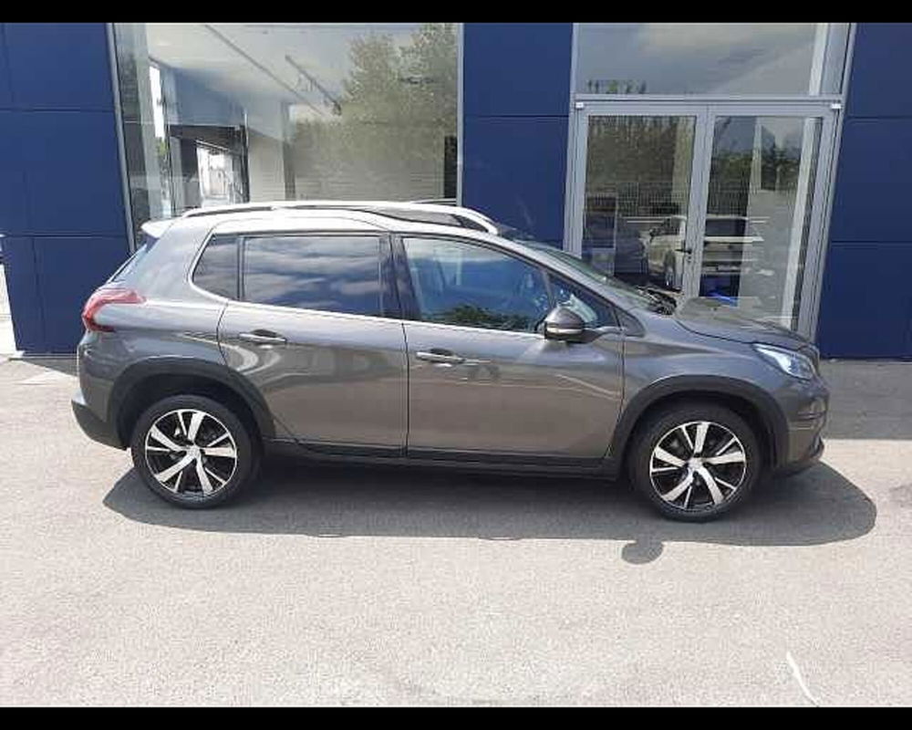 Peugeot 2008 usata a Napoli (5)