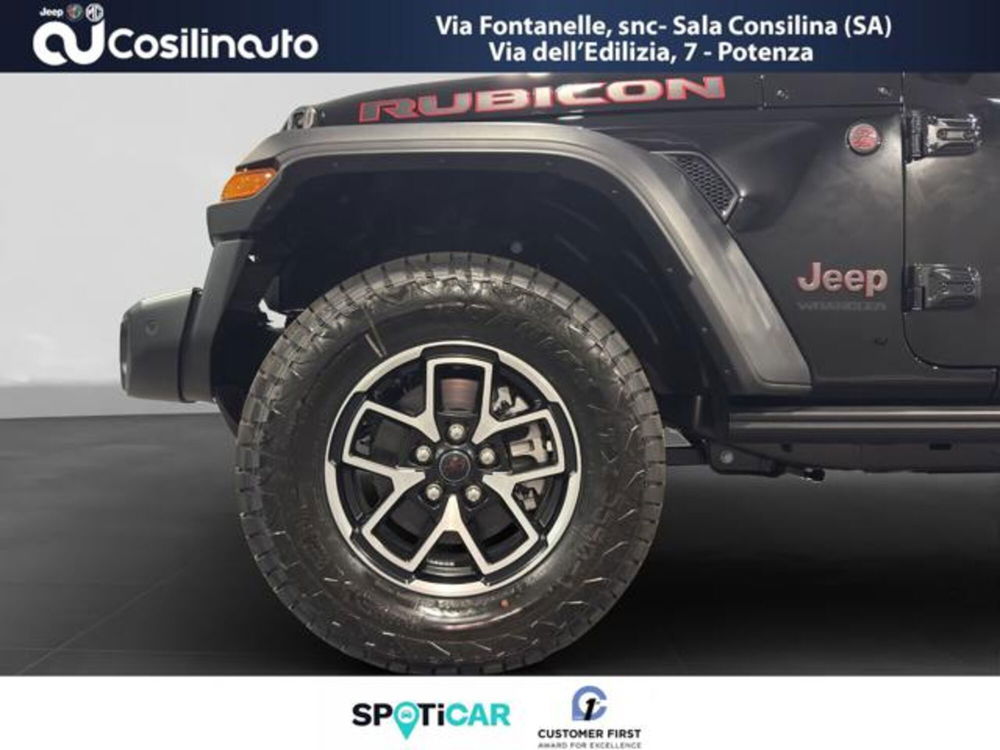 Jeep Wrangler Unlimited nuova a Salerno (19)