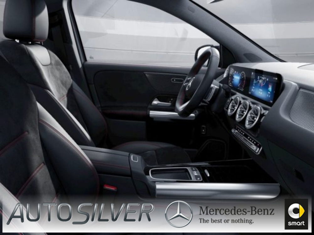 Mercedes-Benz GLA SUV nuova a Verona (7)