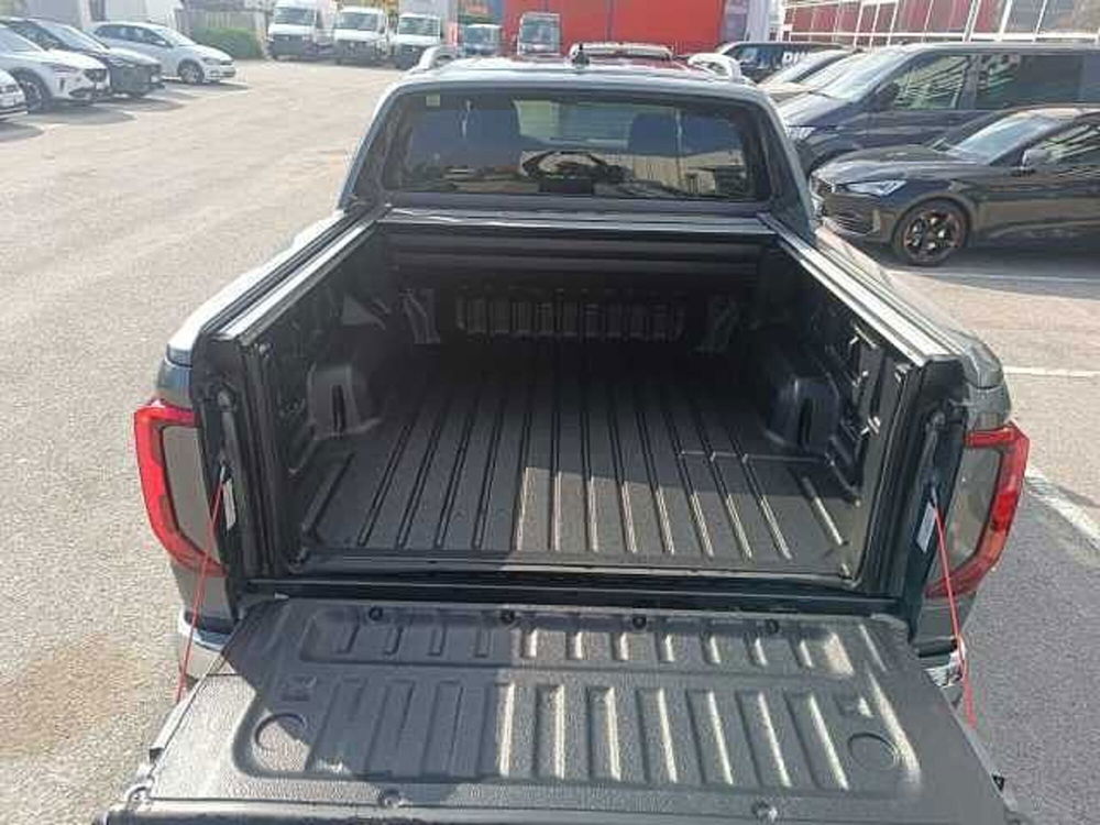 Volkswagen Amarok nuova a Vicenza (10)