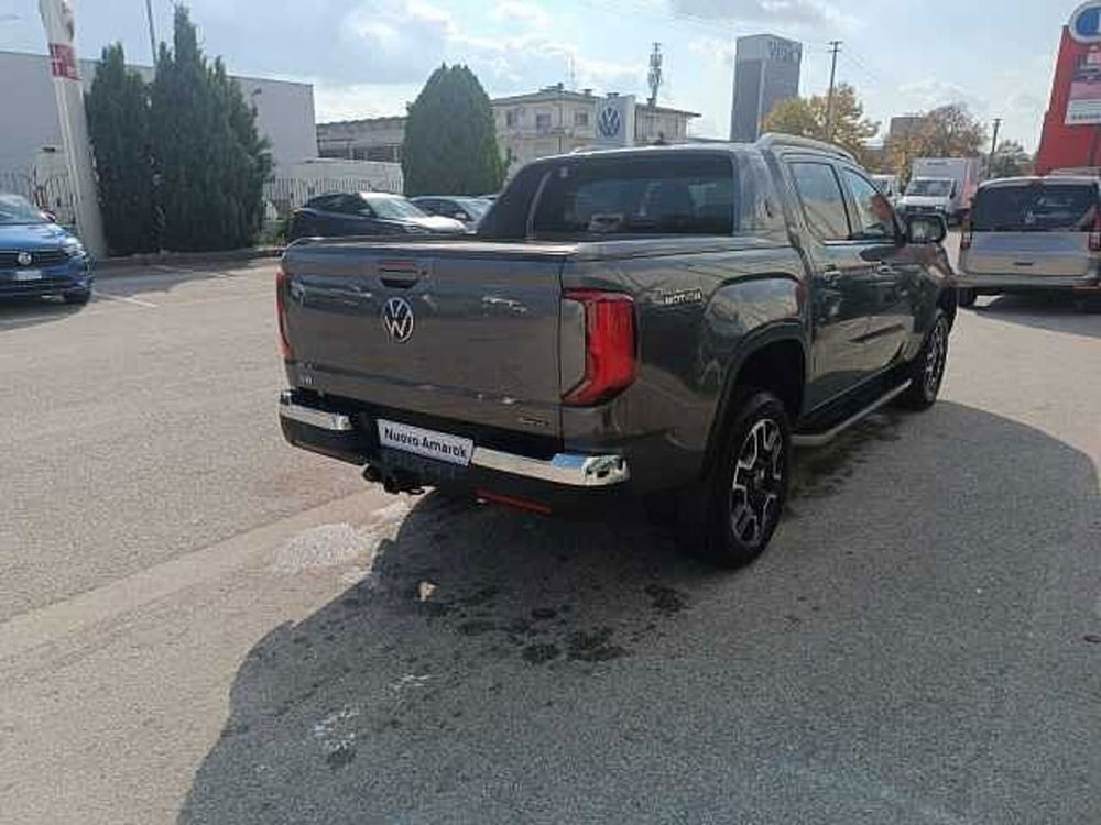 Volkswagen Amarok nuova a Vicenza (7)