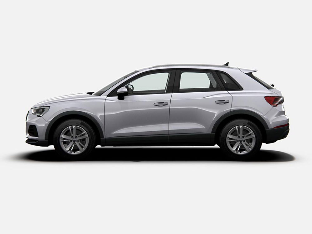 Audi Q3 nuova a Novara (2)