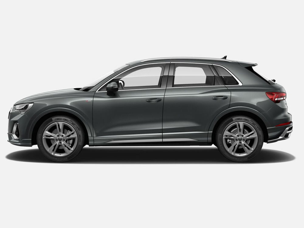 Audi Q3 nuova a Novara (2)