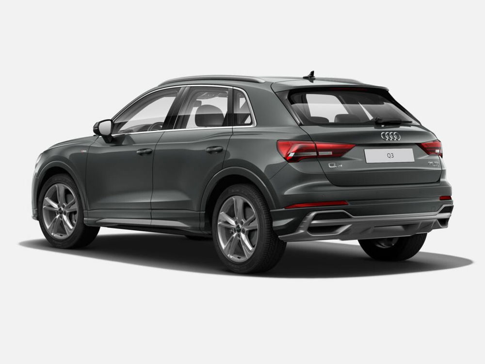 Audi Q3 nuova a Novara (3)