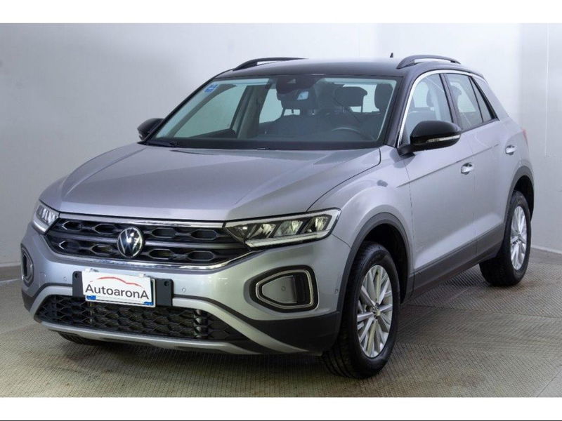 Volkswagen T-Roc 1.5 TSI ACT DSG Sport BlueMotion Technology del 2023 usata a Paruzzaro