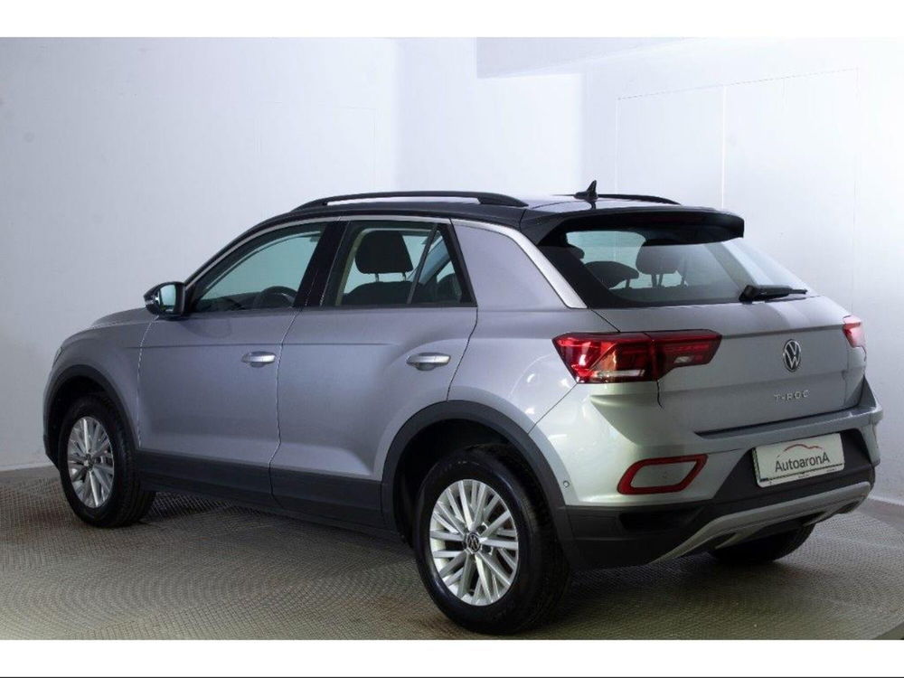 Volkswagen T-Roc usata a Novara (4)