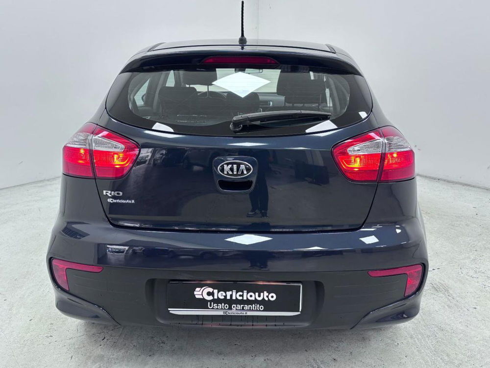 Kia Rio usata a Como (7)