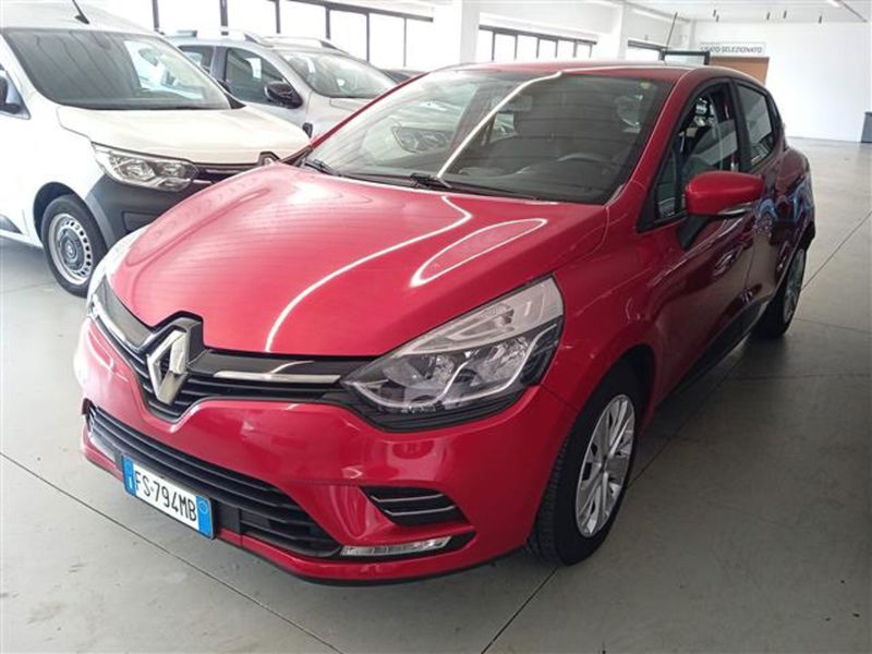 Renault Clio dCi 8V 75 CV 5 porte Moschino Zen del 2018 usata a Empoli