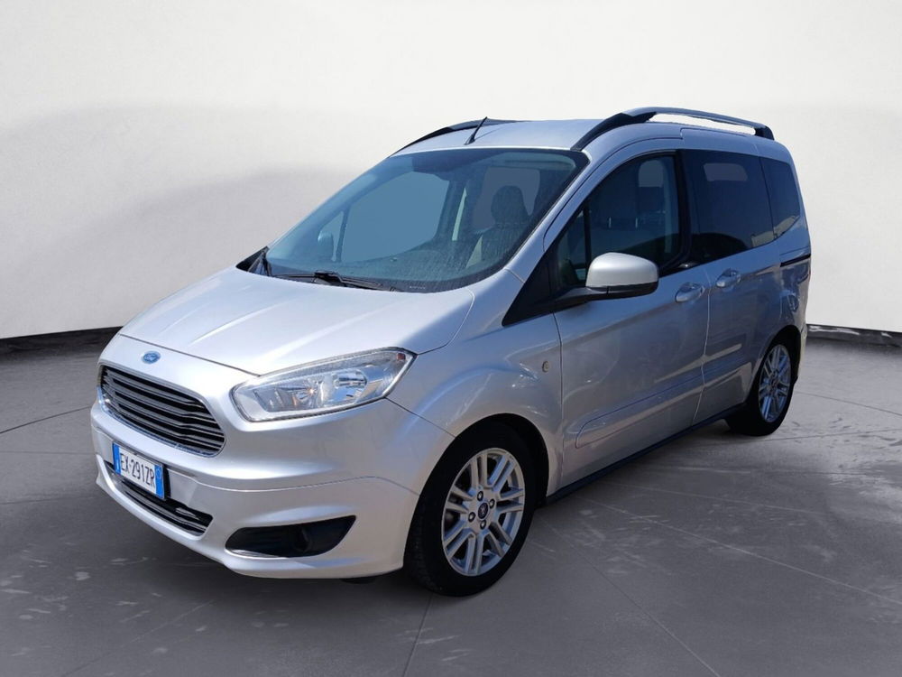 Ford Tourneo Courier usata a Lecce