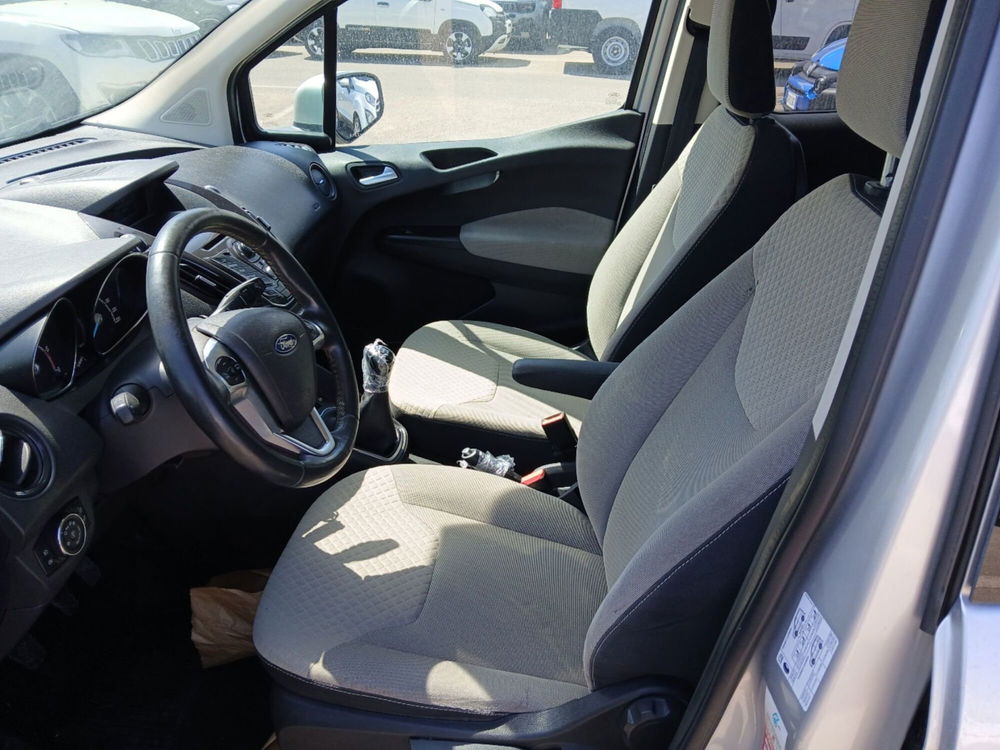 Ford Tourneo Courier usata a Lecce (15)