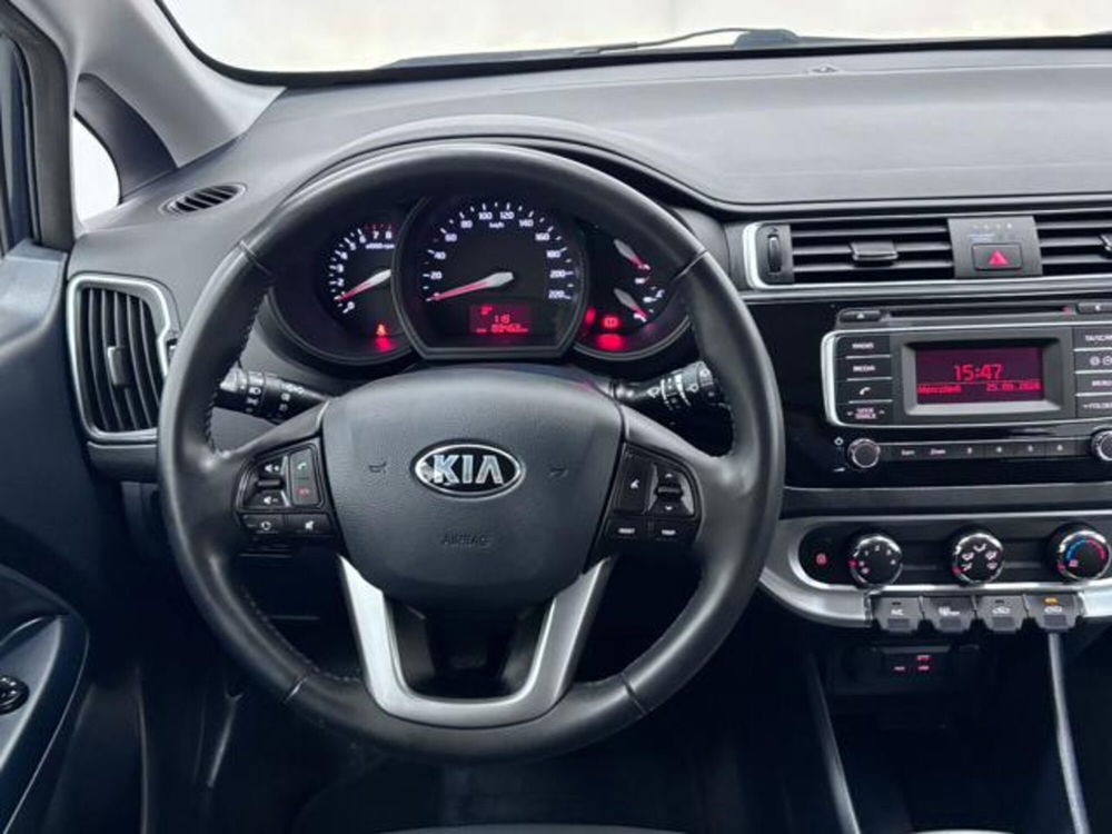 Kia Rio usata a Como (10)