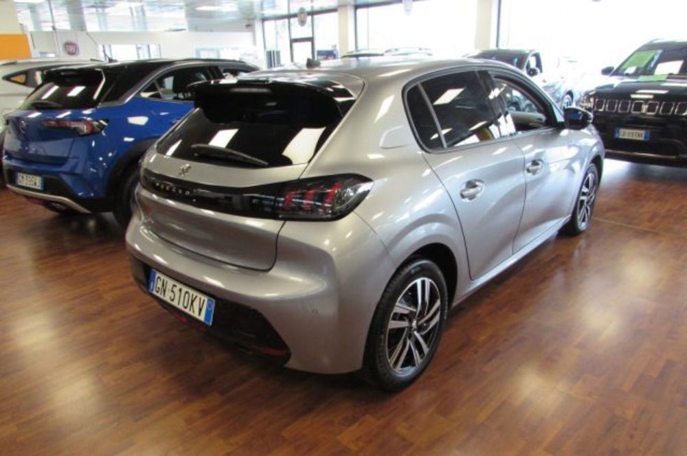 Peugeot 208 usata a Milano (3)