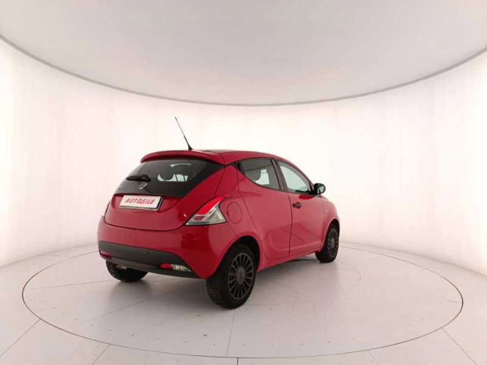 Lancia Ypsilon usata a Treviso (6)