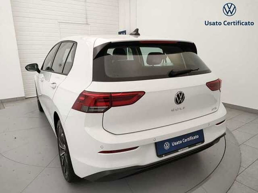 Volkswagen Golf nuova a Varese (8)