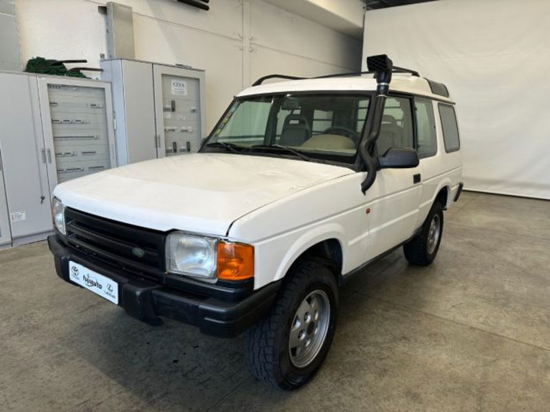 Land Rover Discovery 2.5 Tdi 3 porte Country  del 1994 usata a Cuneo