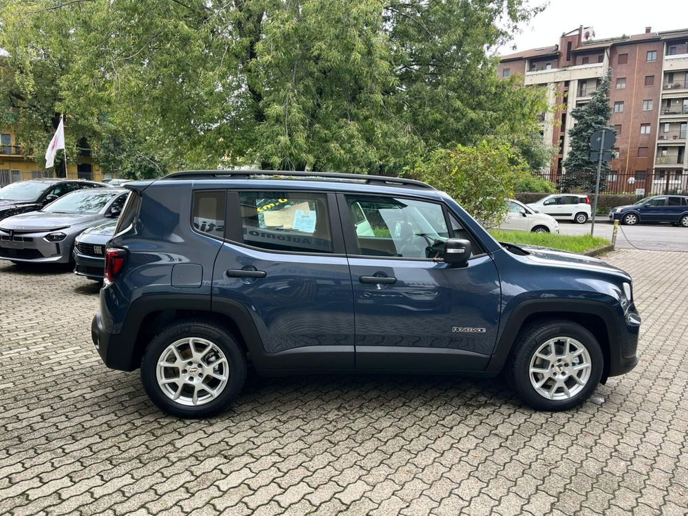 Jeep Renegade nuova a Milano (5)