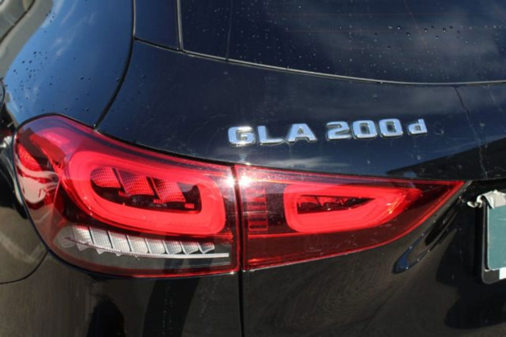 Mercedes-Benz GLA SUV usata a Lecce (7)