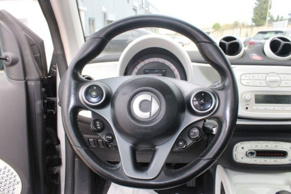 smart Fortwo usata a Lecce (11)