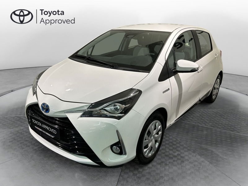 Toyota Yaris 1.5 Hybrid 5 porte Active  del 2020 usata a Milano