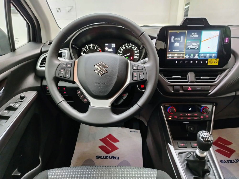 Suzuki S-Cross nuova a Rovigo (9)