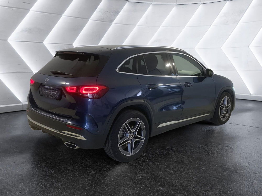 Mercedes-Benz GLA SUV usata a Napoli (5)