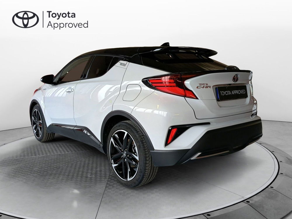 Toyota Toyota C-HR usata a Monza e Brianza (5)