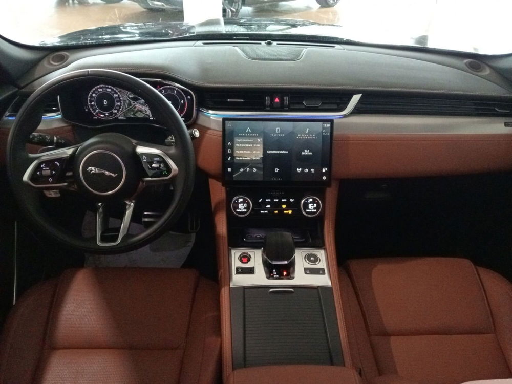 Jaguar F-Pace usata a Arezzo (4)