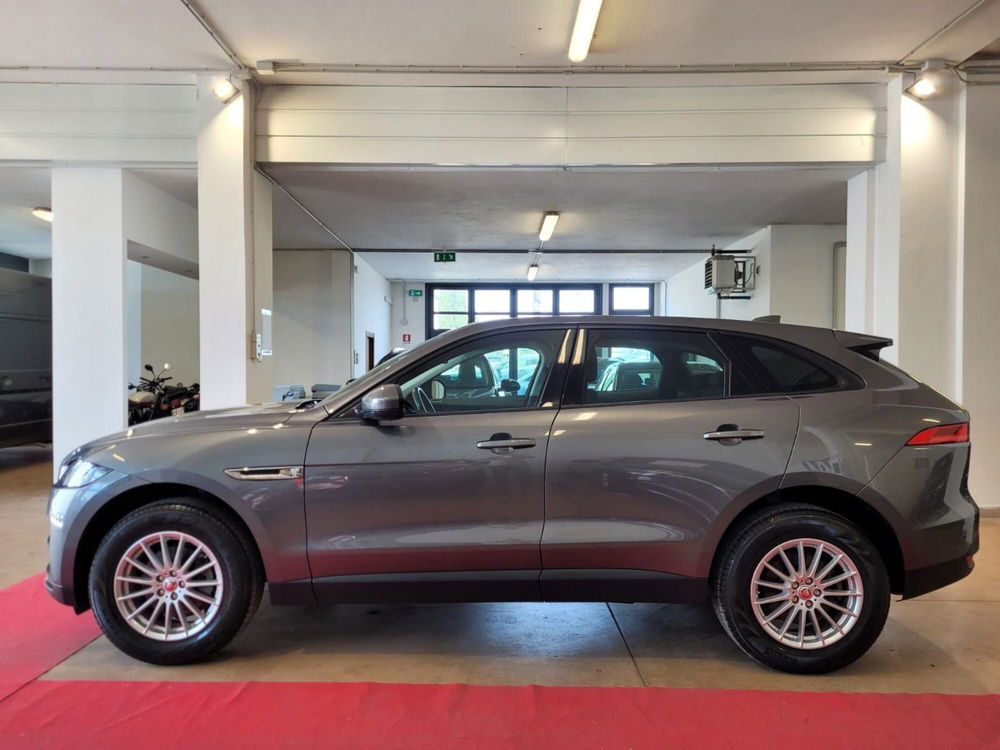 Jaguar F-Pace usata a Rimini (5)